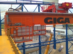 Mostové jeřáby GIGA o nosnosti 125t a 165t pro elektrárnu Počerady